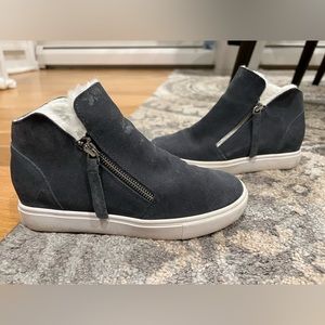 Steve Madden Platform Booties